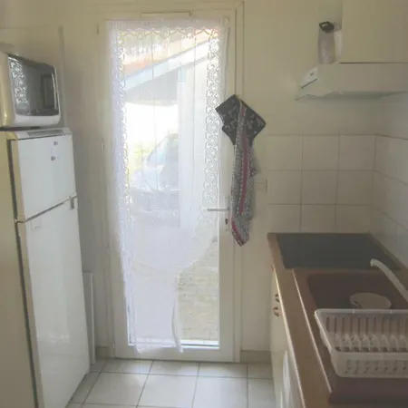 Villa Mitoyenne 3 Ch -ref #0542