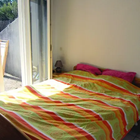 Villa Mitoyenne 3 Ch -ref #0542 *